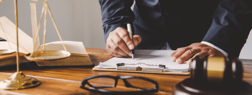 در این نوشتار به نگارش رای داوری میپردازم.