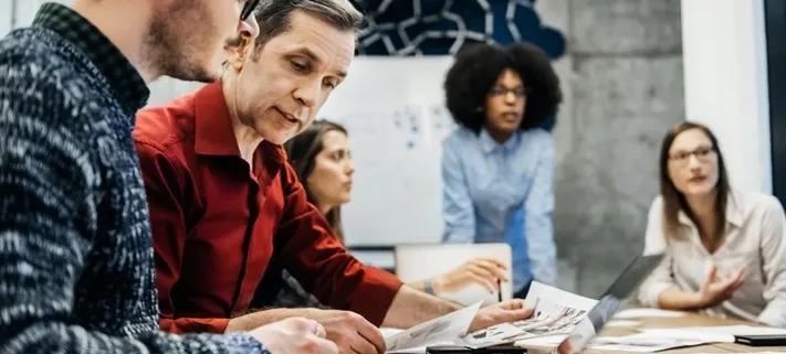 مواردی از نارسایی و اشتباه در مدیریت هلدینگ های ایرانی